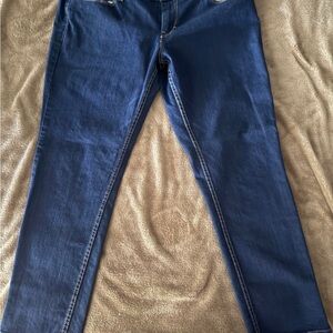 Levi's Women's Dark Blue Skinny Jeans
